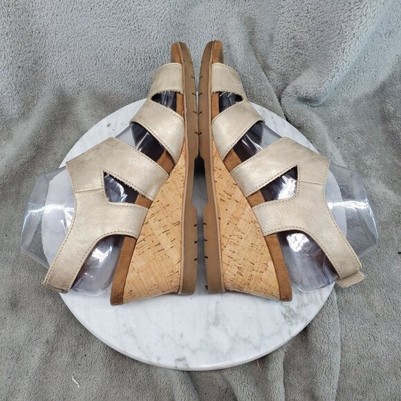 Sofft Shoes Womens Size 8 Gold Leather Sadra EuroSoft Strappy Sandals - Picture 6 of 11